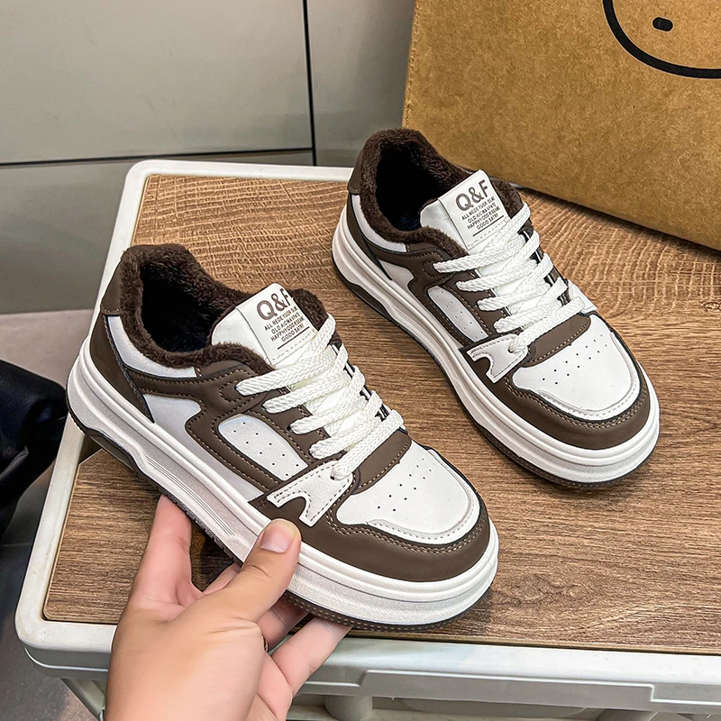 2024 Модная и удобная обувь на толстой подошве с вулканизированной подошвой легкая