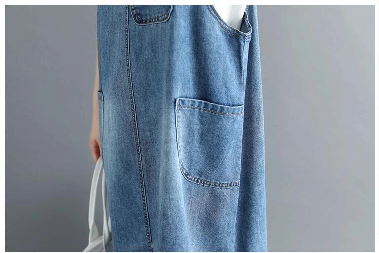 # 2105 летнее джинсовое платье без рукавов на тонких бретельках женское