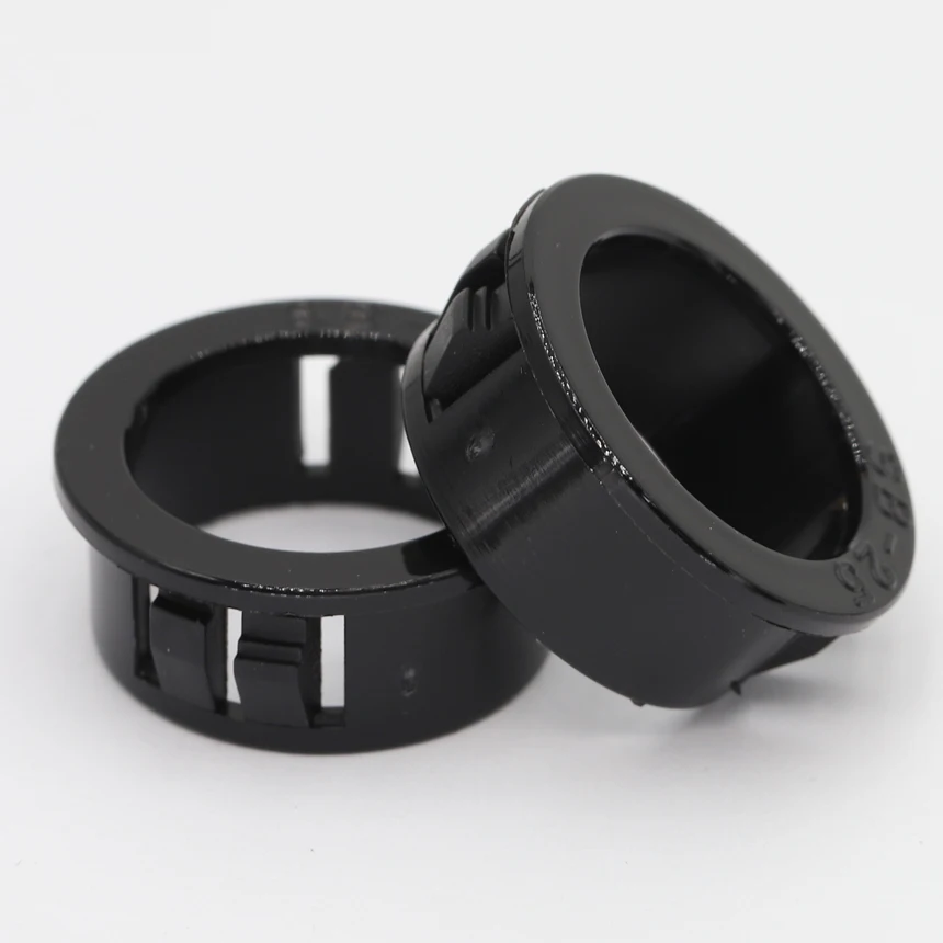 SK SB-35/38/40/45/50/60 крепление на панели нейлоновая защелкивающаяся втулка защитная