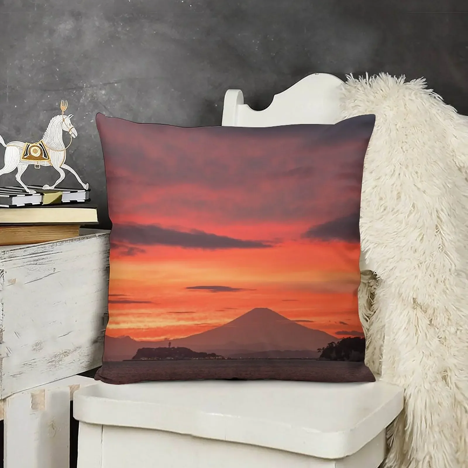 Shonan Blaze - Закат с горой Фудзи и Энсима Декоративная подушка Детская