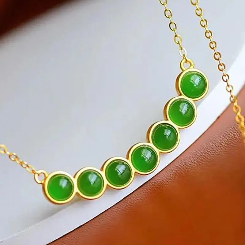 

Natural Green Hand Carved Water Drop Jade Pendant Fashion Boutique Jewelry Men's and Women's Necklaces Collarbone Chain