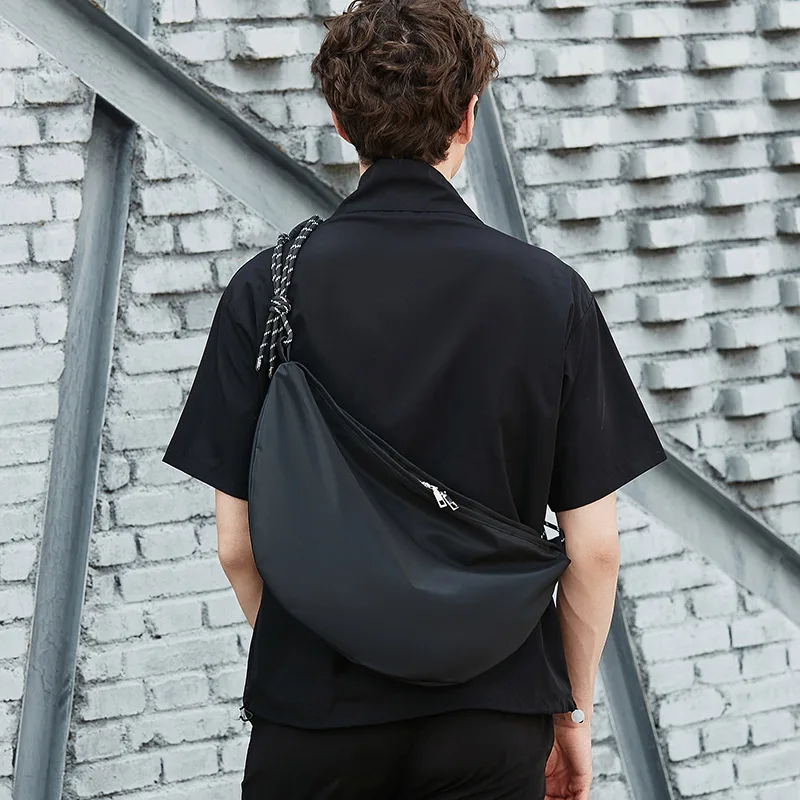 Men's New Crossbody Shoulder Messenger Bag Nylon Sports Large Capacity Travelling Ins Chest Bag