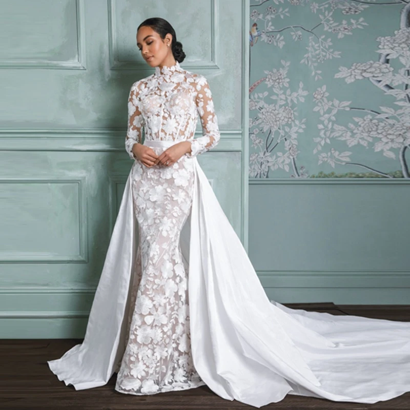 

Кружевное свадебное платье с юбкой годе, с высоким воротом и открытой спиной