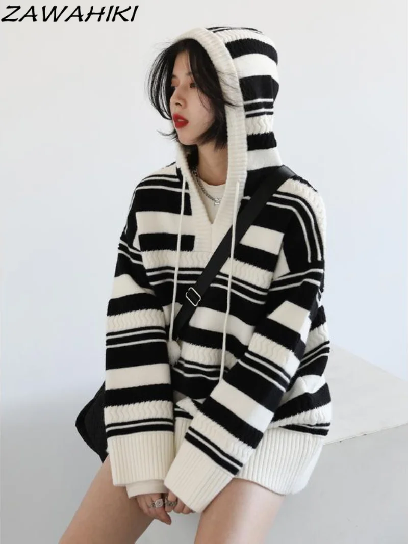 

Autumn Winter Black & White Striped Cardigan Women Knitted Sweater V-neck Loose Knit Hoodie Warm Cardigan Women Outerwear
