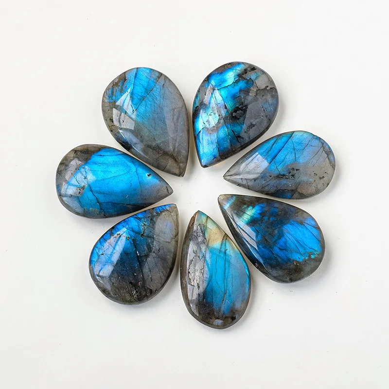 

Синий лабрадорит капля воды