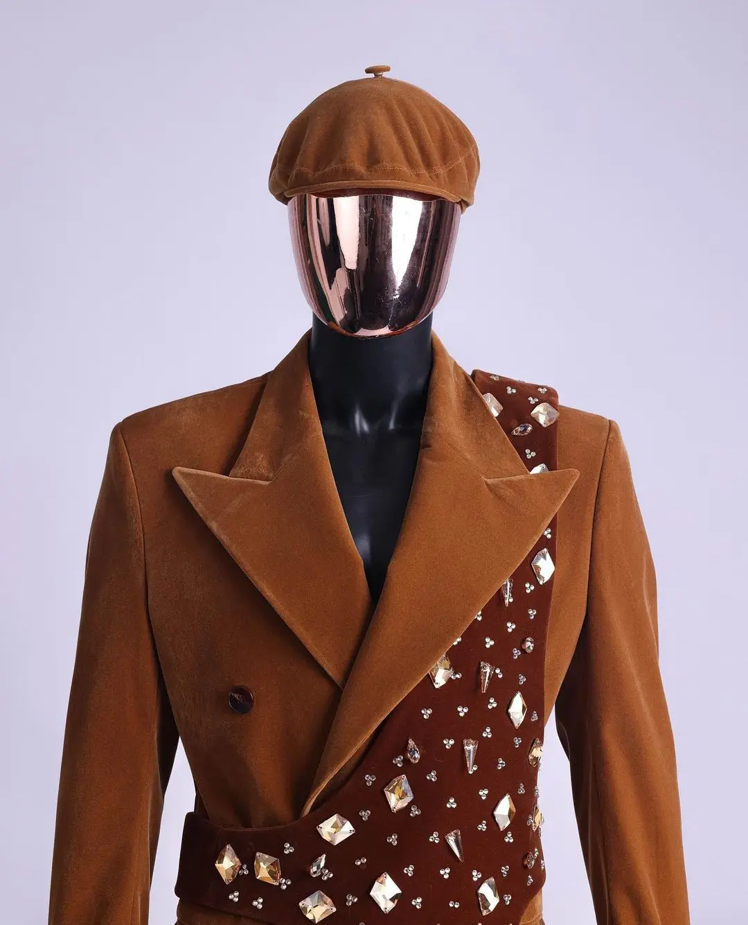 Бархатное длинное пальто мужские костюмы однобортные с заостренными лацканами