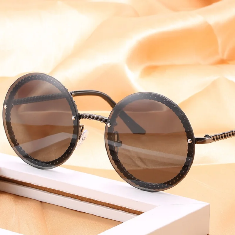 

Round Rimless Women Sunglasses Trimming Gradient Shades Sun Glasses Female Metal Framless Vintage Ladies Eyewear