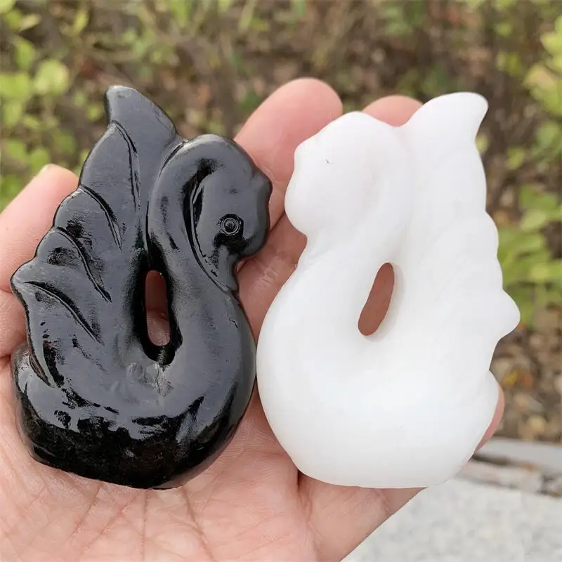 Натуральный кристалл кварцевый лебедь резьба фигурка целебный ремесла