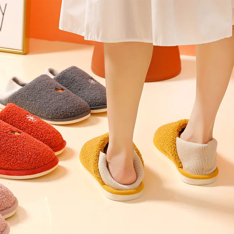 Warm winter woman slipper Fluffy slippers Thermal House Non slip Grip Contton Plush Indoor rubber Shoes Ladies Fuzzy Cozy Soft