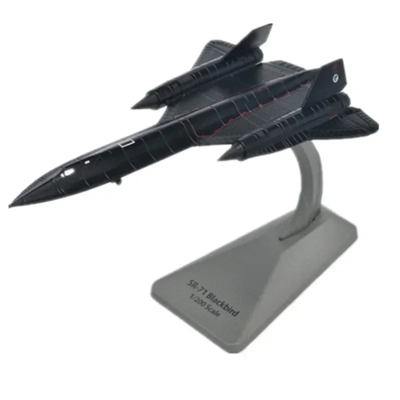 Модель шпионского самолета Detailed16CM SR71A Blackbird реплика в масштабе 1/200 развивающая