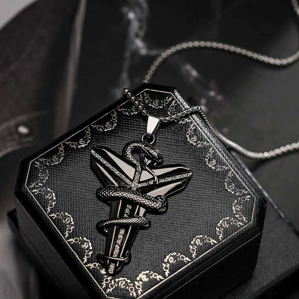

Fashion Retro Animal Viper Black Mamba Cross Men Boys Pendant Necklace Glamour Jewelry Basketball Fans Memorial GiftFreeDelivery