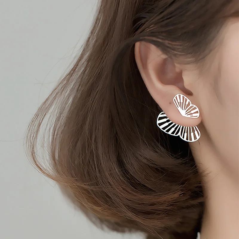 

Real 925 Sterling Silver Insect Creative Geometric Hollow Butterfly Stud Earrings For Women Wedding Party Gift DA1719