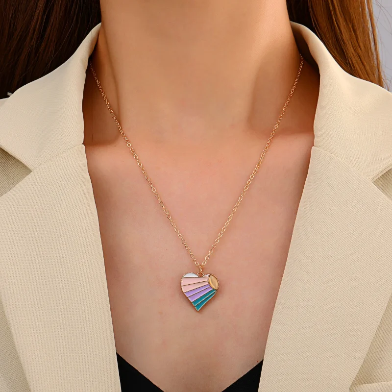 

Colorful Love Pendant Necklace for Women Men Fashion Alloy Drop Oil Heart Sweater Collarbone Chain Jewelry Couple Lovers Gift