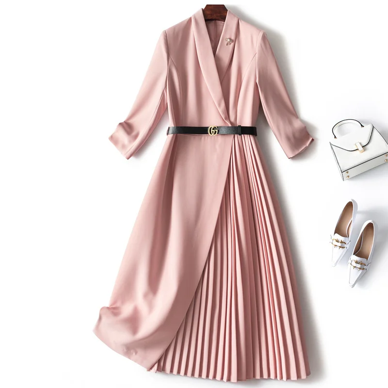 

2023 Spring new european women's pink dress design sense minority high waist slim skirt