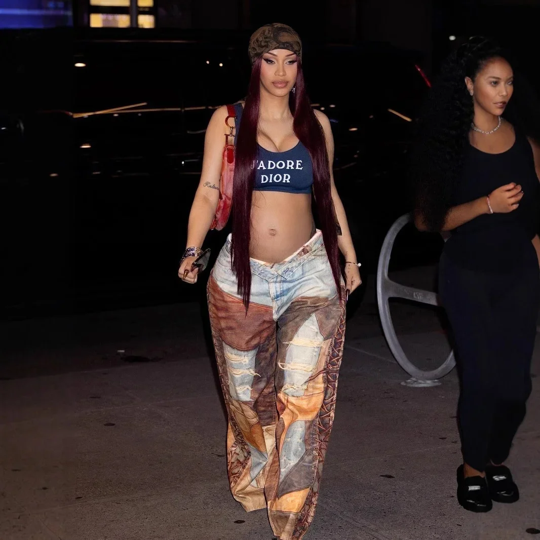 Новинка весны 2025 года грязные ковбойские кожаные брюки с железной цепочкой и 3D