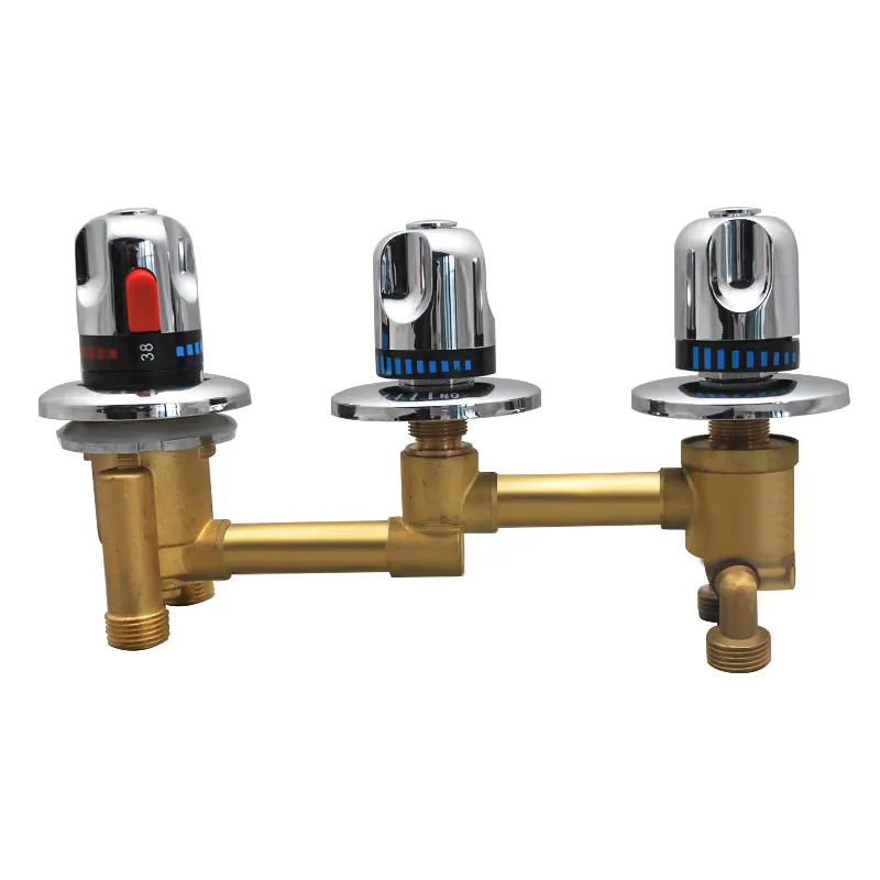 Разделенный смеситель для ванны трехсекционный водоотделитель аксессуары