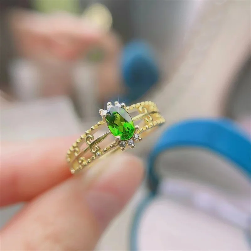 

New 925 silver inlaid natural diopside ring, fine craftsmanship, luxurious atmosphere, can be customized