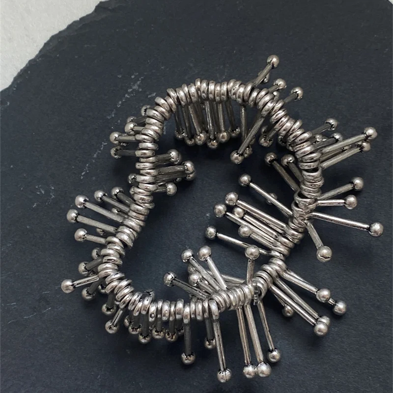 

LONDANY bracelet Symbiotic Plant Irregular Handmade Neutral Design Seaweed Bracelet Ball Bracelet