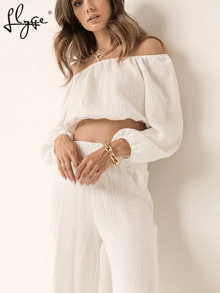 Однотонное Женское пальто с воротником-стойкой длинными рукавами коротким