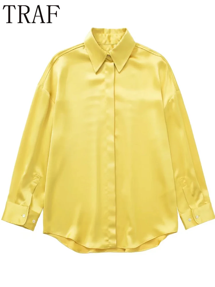 

Женская атласная рубашка с воротником-стойкой, на пуговицах