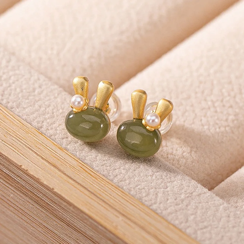 

Chinese Style Imitation Jade Rabbit Stud Earrings For Women Cute Animal Rabbit Bunny Earrings Girls Party Jewelry Birthday Gift