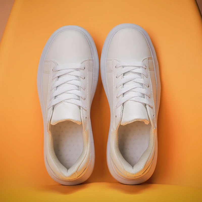 White Shoes Four Season Casual Classic Solid Color PU Leather Shoes Couple Breathable Loafers Young Students Flat Shoes Sneakers