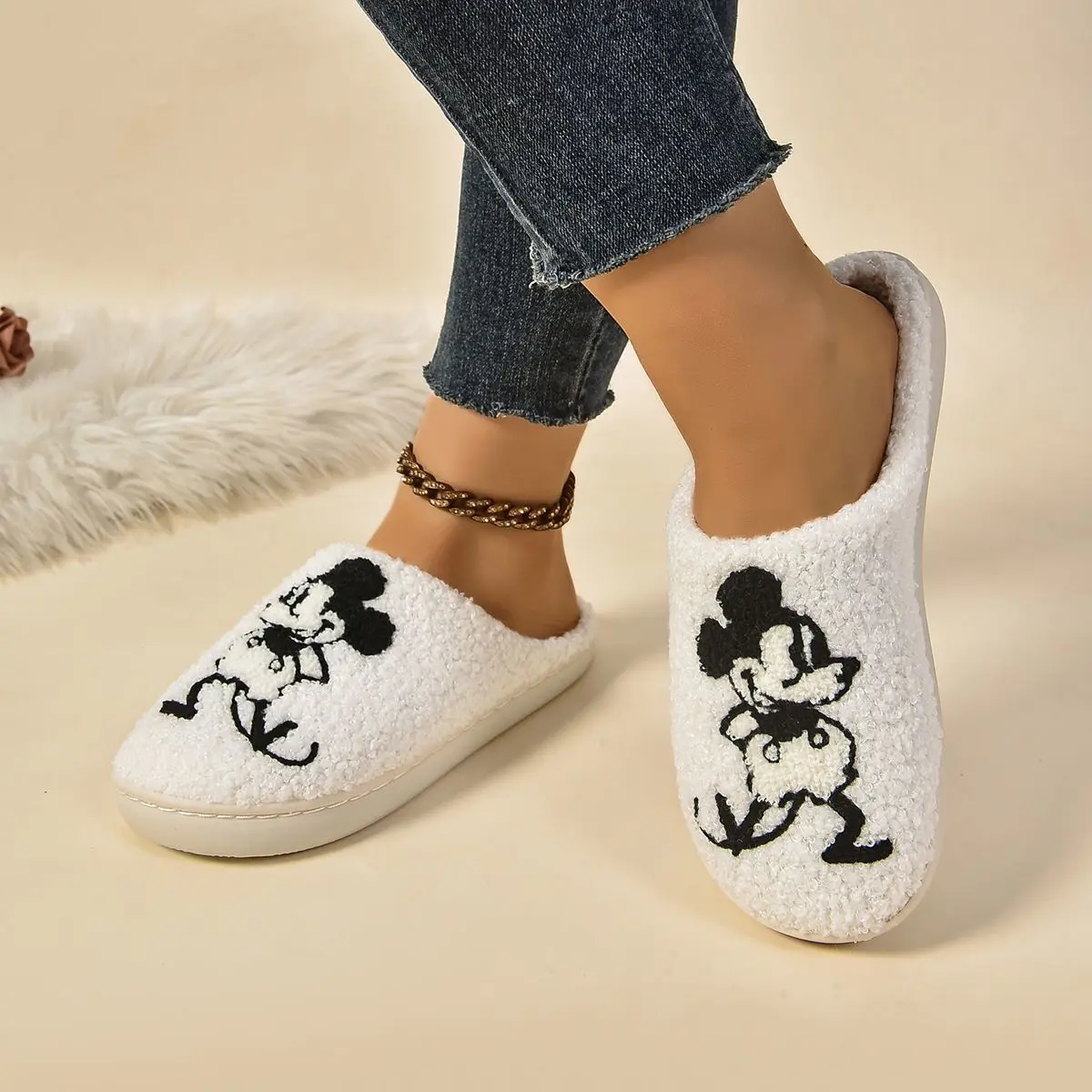 Новые морозостойкие теплые повседневные тапочки в парном стиле домашние