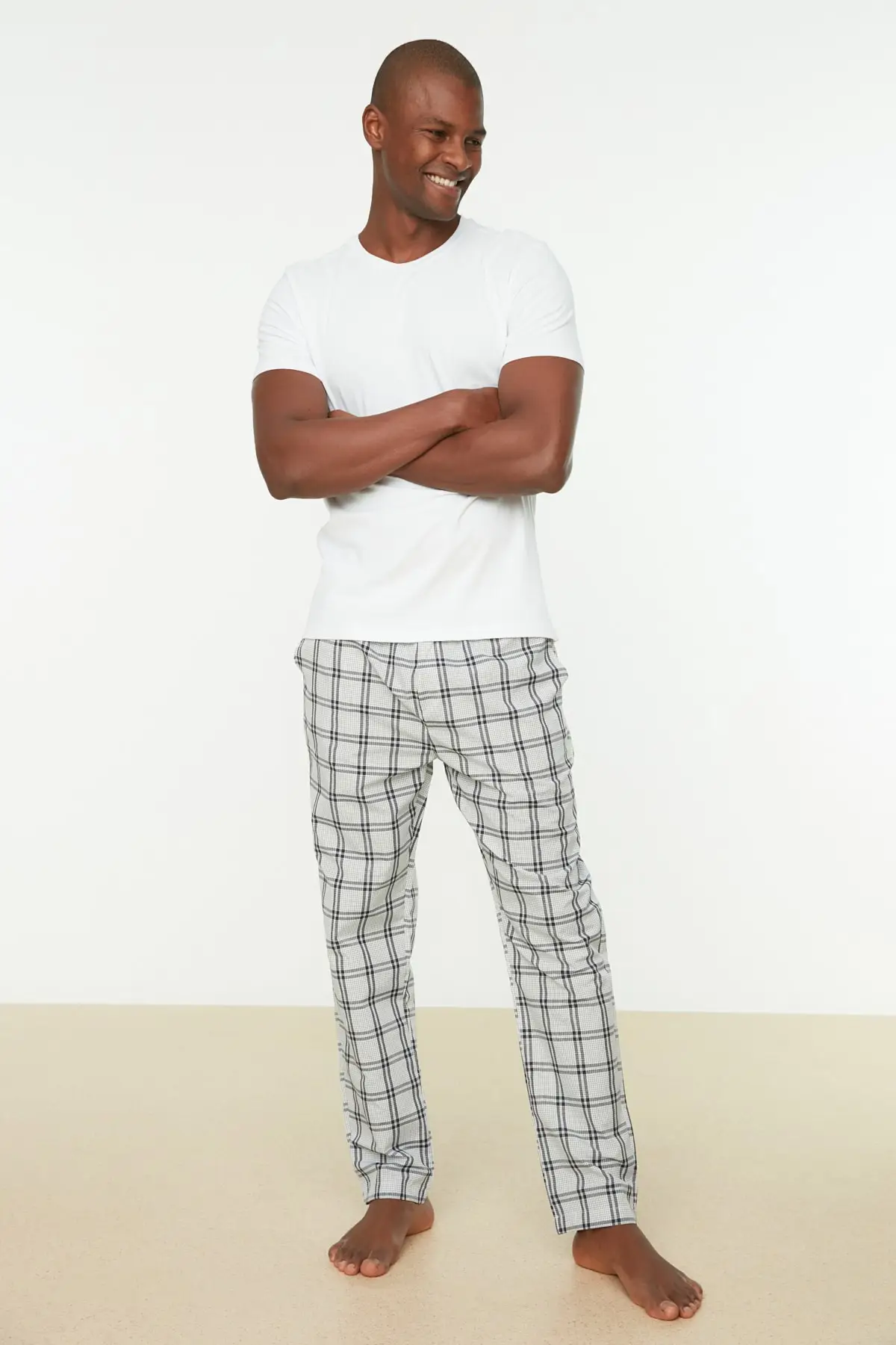 

Men's Regular Fit Plaid Pajamas set TMNSS22PT0055