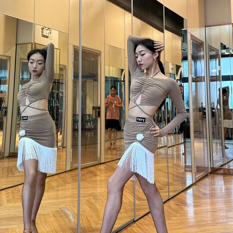 Женское платье для латиноамериканских танцев с длинным рукавом и юбкой бахромой