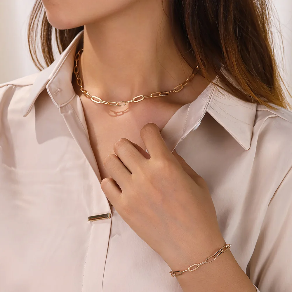 

Simple Fashion Overlapping Collarbone Chain Bracelet Thick Chain Fashion Suit Necklace Wholesale for Women