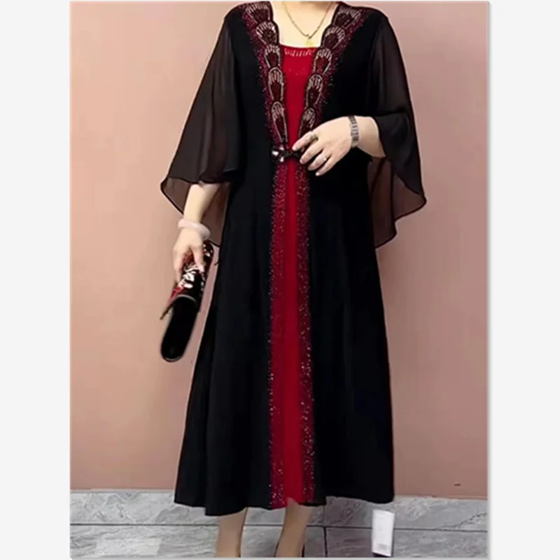 Женское длинное платье составного кроя элегантное винтажное с V-образным вырезом