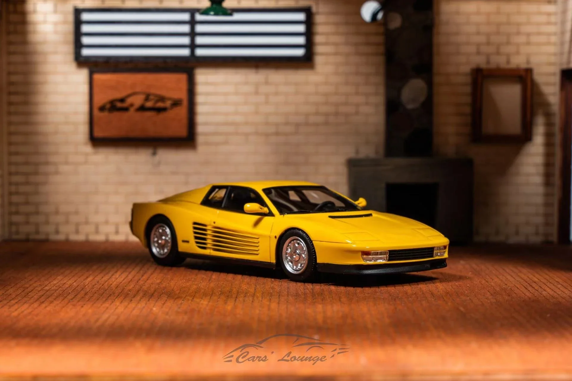 Модель Cars' lounge 1:64 Testarossa Giallo Argento