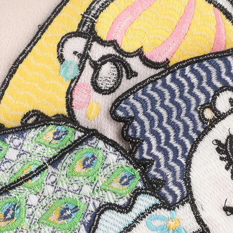 Милая элегантная школьная одежда для девочек форма с большими нашивками и