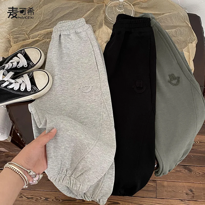 

Детские брюки спортивные брюки для мальчиков Новинка весна-осень 2023 повседневные брюки для мальчиков детские трикотажные брюки онлайн красный стиль