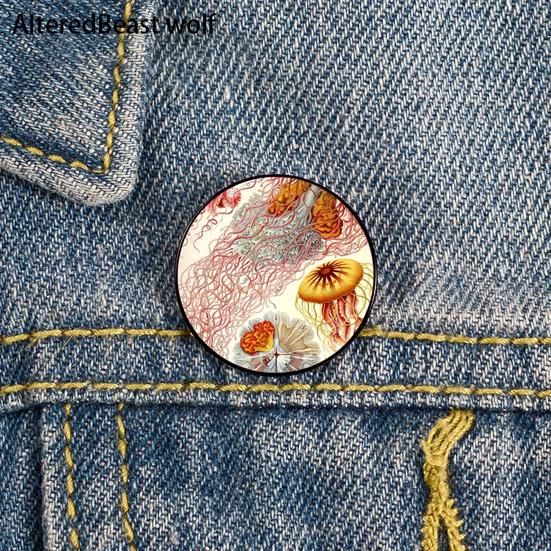 

Jellyfish Ernst Haeckel Pin Custom Funny Brooches Shirt Lapel Bag Cute Badge Cartoon Cute Jewelry Gift for Lover Girl Friends