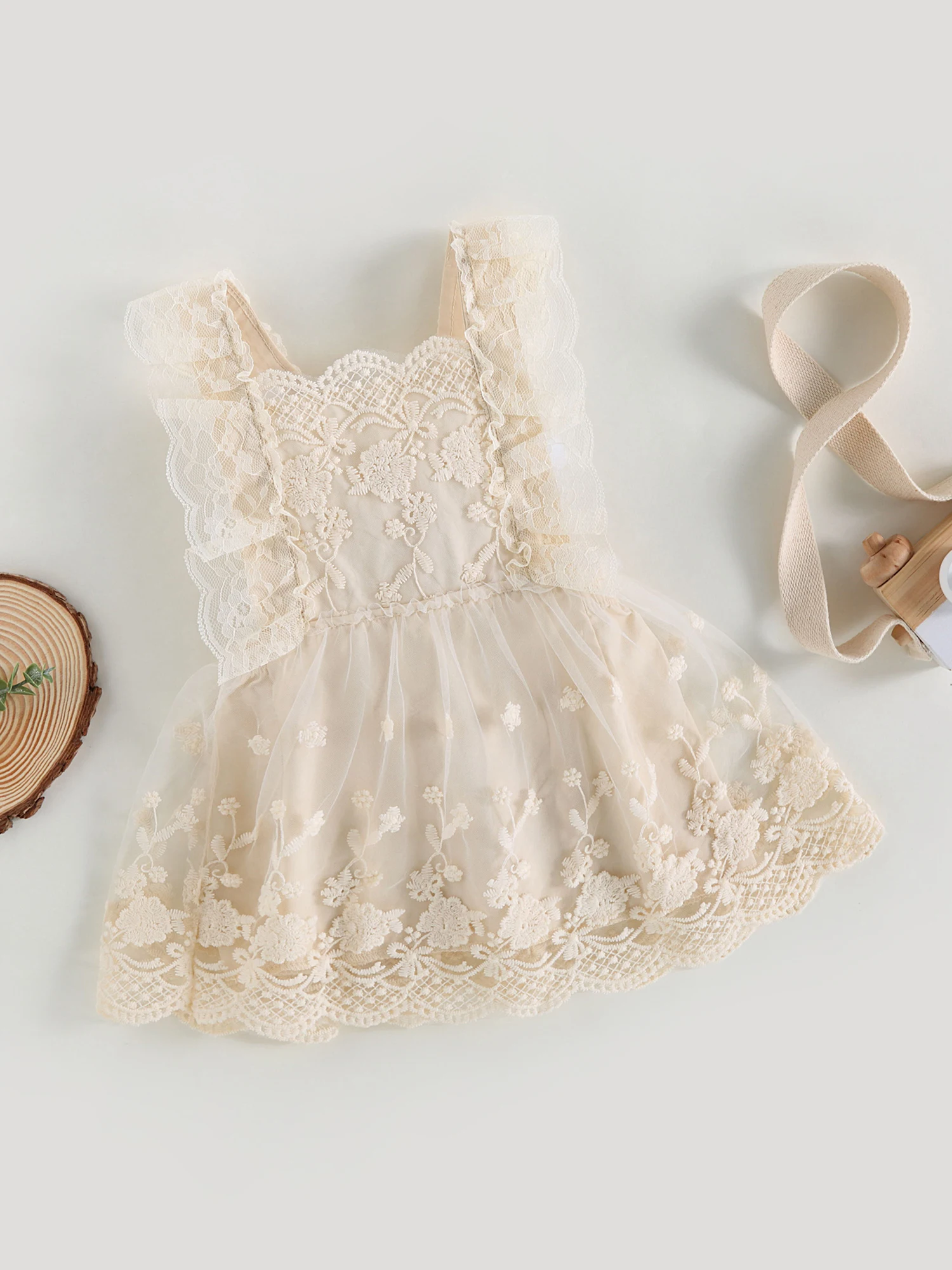 

Amiblvowa Newborn Baby Girl 1st Birthday Photoshoot Outfits Sleeveless Floral Lace Romper First Half Cake Smash Boho Clothes