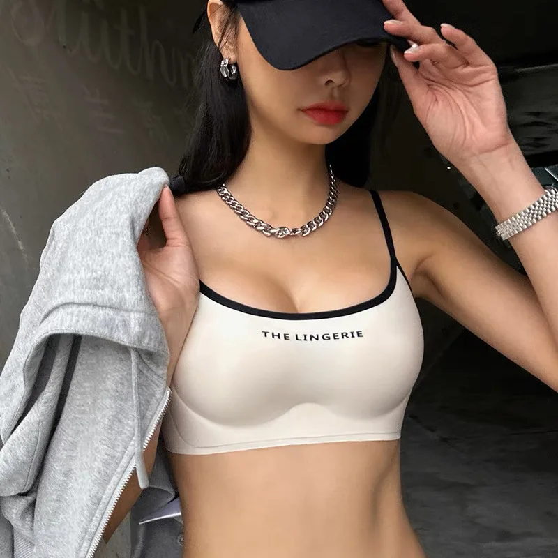 

American Sports Style Underwear Small Chest Gathering to Shine Large Pure Desire to Top-up Non-steel Rings for Paramilis Anti-sa