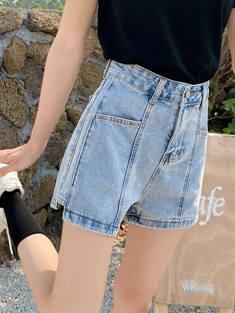 New Spring Summer Women High Waist Wide Leg Blue Denim Shorts Streetwear Female Loose Button Retro Jeans Shorts Bottoms