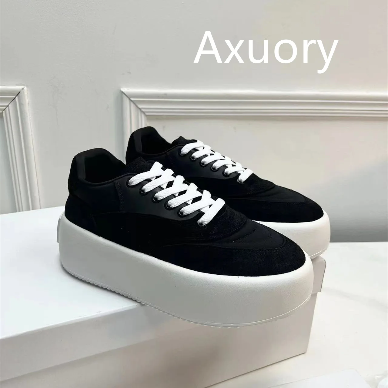 2023 Ladies Casual Shoes Mixed Color Thick sole anti slip sports shoes lace-up Cow suede material High Quality Daily Wear