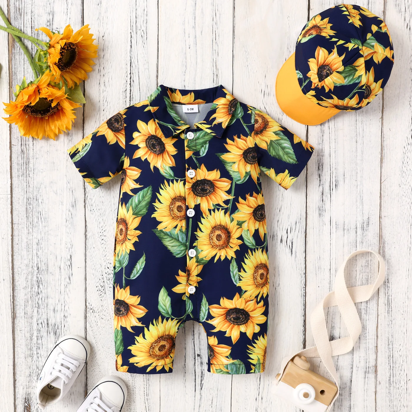 

PatPat 2pcs Baby Boy Allover Sunflower Print Print Short-sleeve Romper & Hat Set