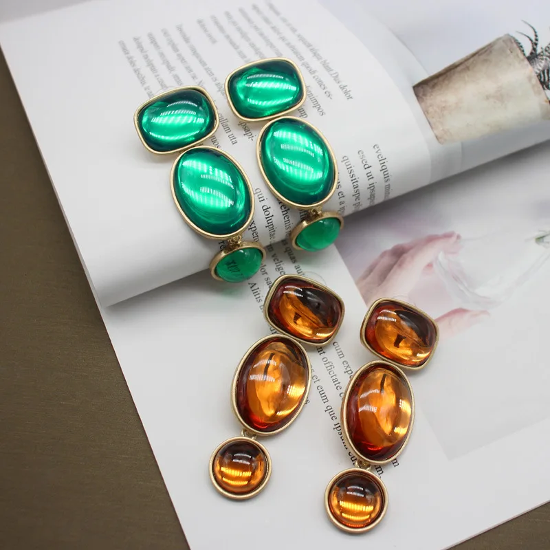 Набор геометрических янтарных зеленых драгоценных камней серьги нишевой дизайн