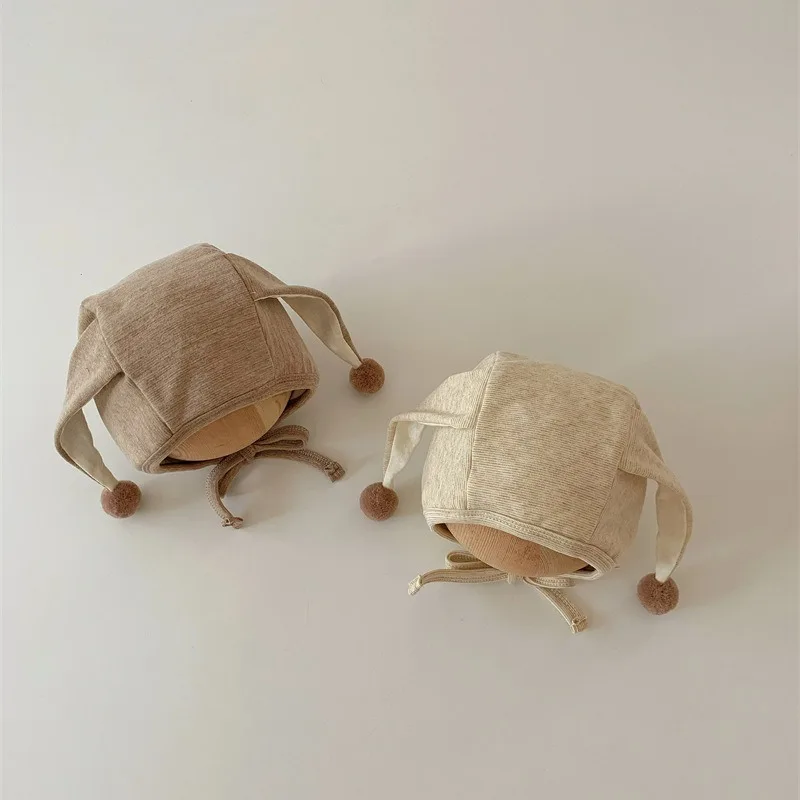 Фетальная шапка для новорожденных демисезонная