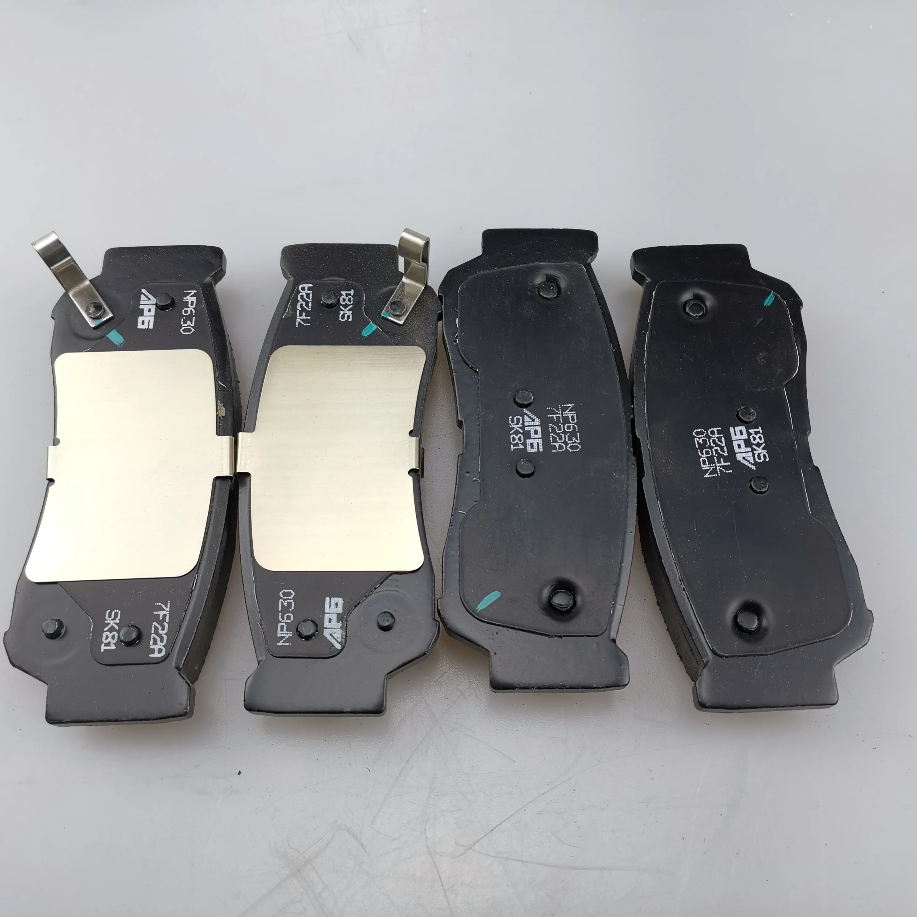 SAIC MAXUS T60 Оригинальная задняя тормозная колодка C 00076027