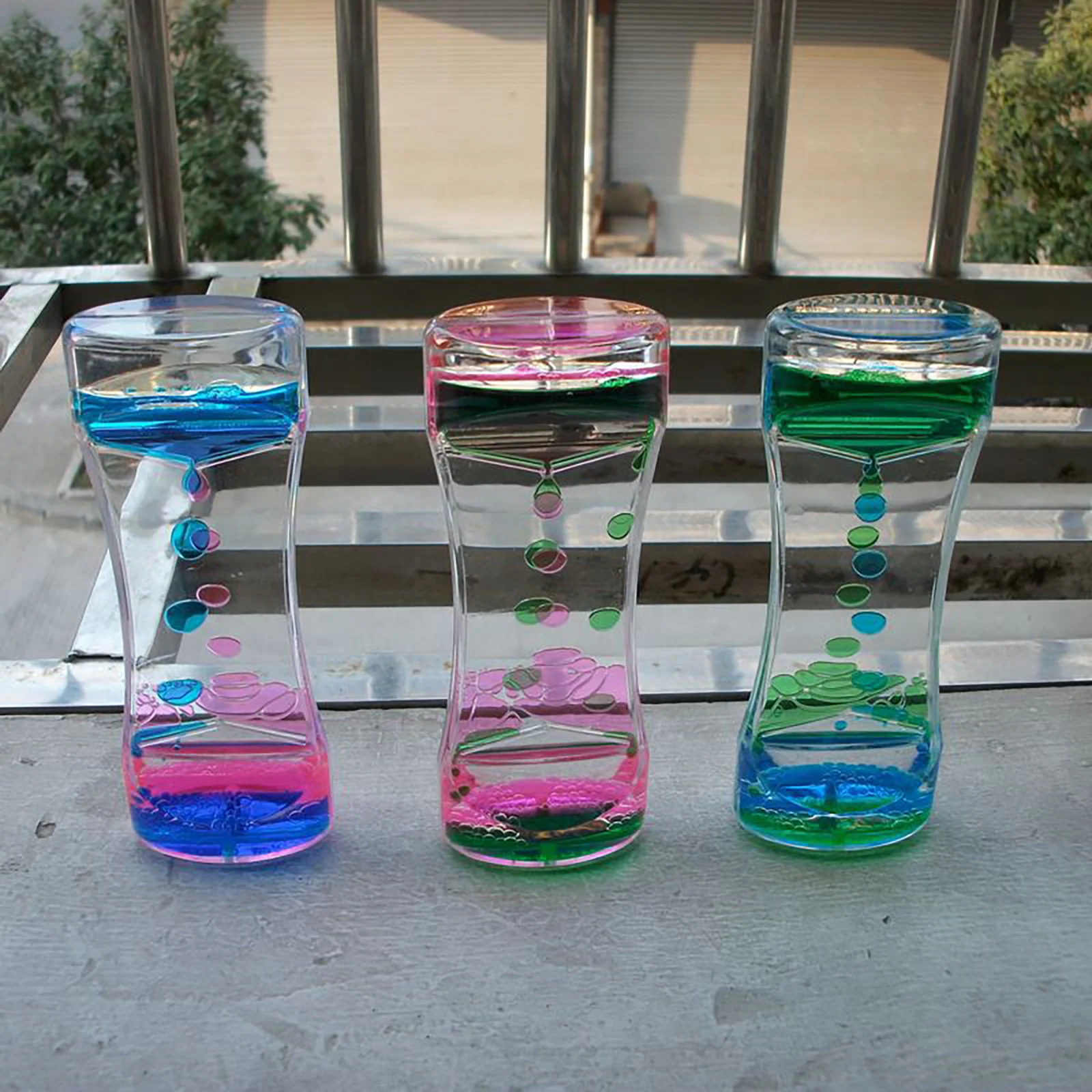 Двухцветные песочные часы цветной яркий жидкий таймер для снятия симптомов