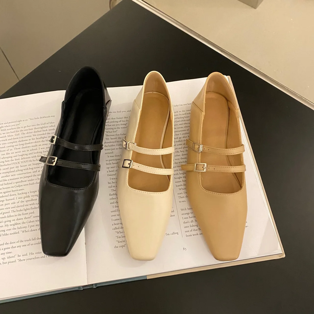 

Женские кроссовки на плоской подошве, с квадратным носком, на низком каблуке