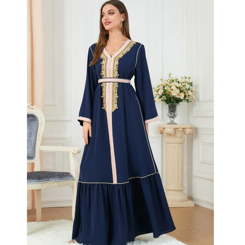 

New Women's Long Sleeve Pleated Dress Embroidery Splice Slim Dress Autumn Dress
