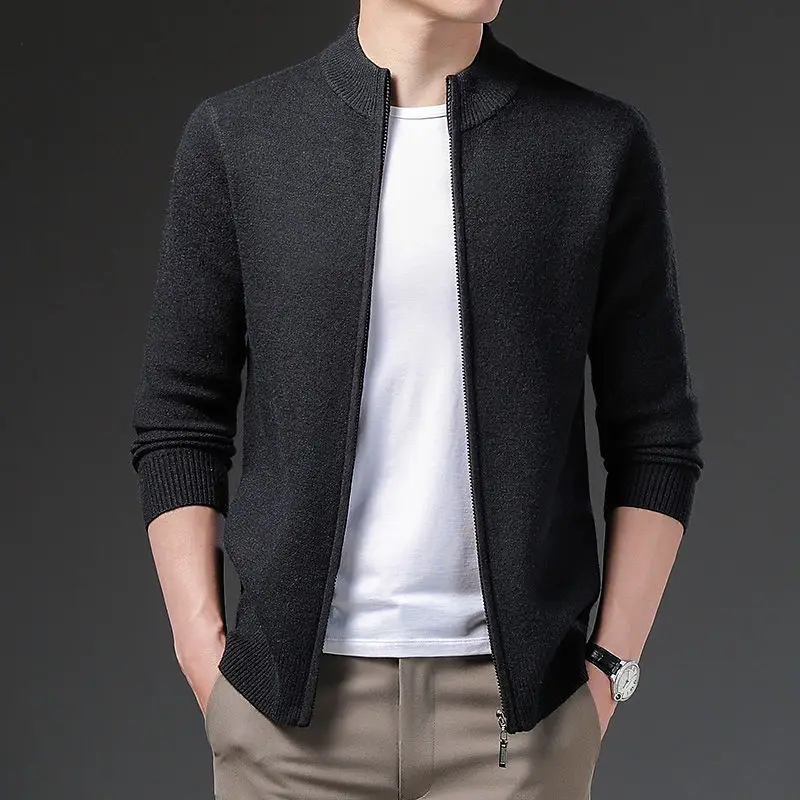 

2022 New Style Men Zipped Jacket Cardigan Fashion Brand Spring Autumn Designer Sweater Plus Size Solid Color Knit Jacket S46