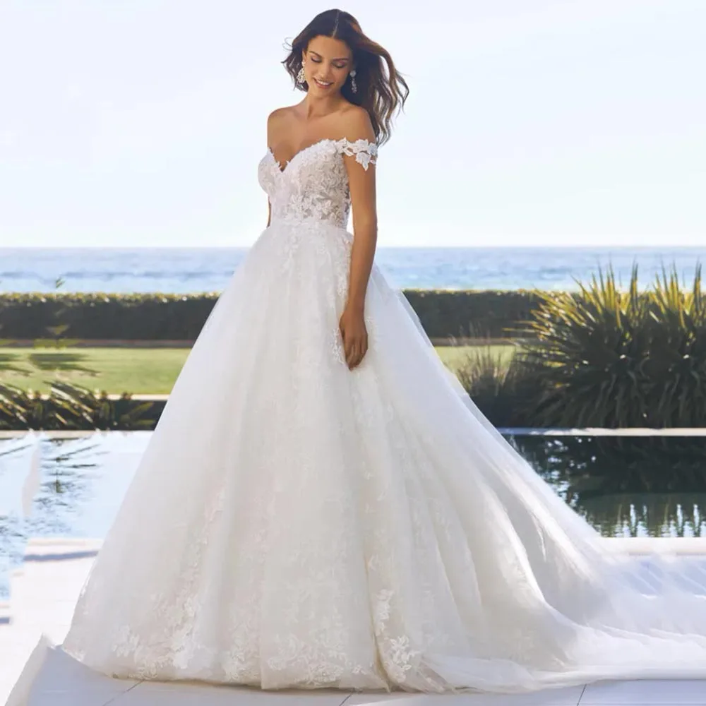

Sexy Off The Shoulder Lace Wedding Dresses Pincess Appliques A Line Tulle Bridal Gowns Boho Robe De Mariée Court Train