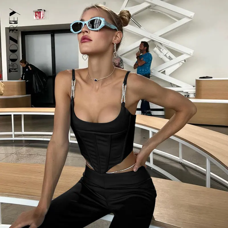 

BoozReyY2K женский топ с открытыми плечами 2023, без рукавов, с открытой спиной, сексуальный жилет на бретелях, обтягивающие майки, элегантные наря...