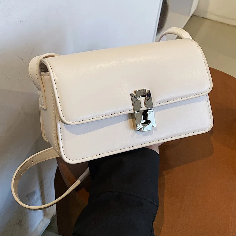 

Summer 2022 New Fashion Ladies Niche Lock Messenger Bag High Quality One-shoulder Small Square Bag Texture Small Bag Women